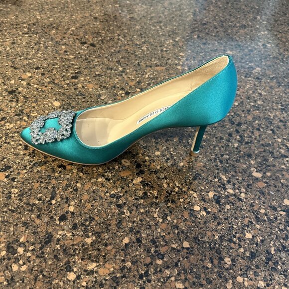 Manolo Blahnik Hangisi Pump Heels Green Size 8 - Picture 2 of 8